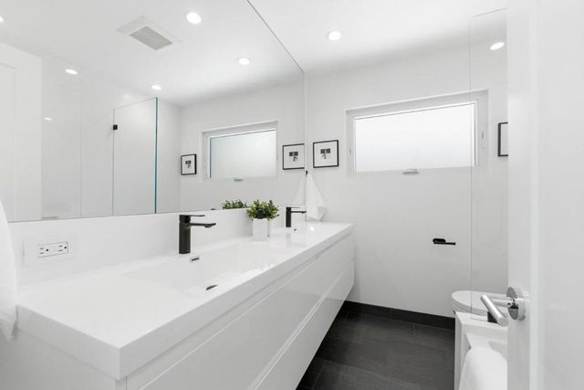 1073 Celilo Drive, Sunnyvale, CA 94087