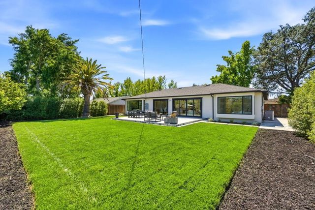 1073 Celilo Drive, Sunnyvale, CA 94087