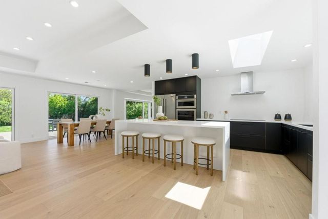 1073 Celilo Drive, Sunnyvale, CA 94087