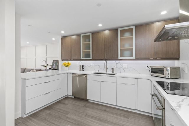 199 Coolidge Ave 105, Watertown, MA 02472