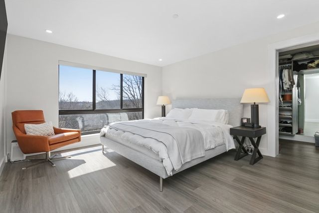 199 Coolidge Ave 105, Watertown, MA 02472