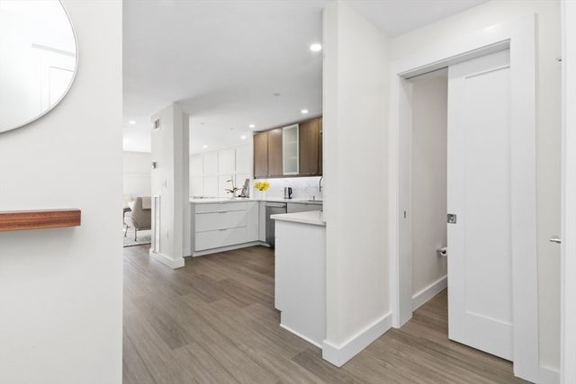 199 Coolidge Ave 105, Watertown, MA 02472