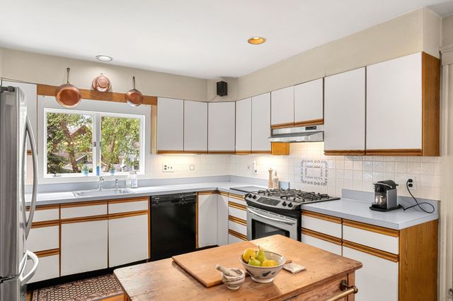 19 Gaskins Road, Milton, MA 02186