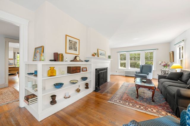 19 Gaskins Road, Milton, MA 02186