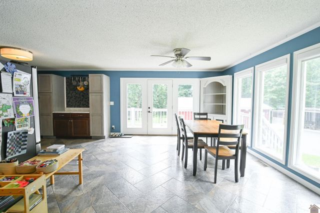 2050 Clark Line Road, Paducah, KY 42003