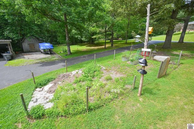 2050 Clark Line Road, Paducah, KY 42003