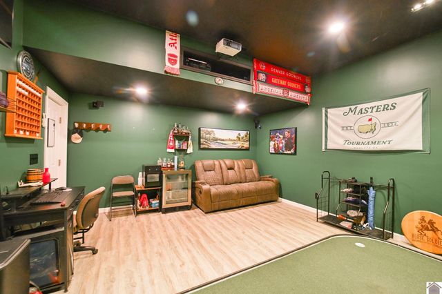 2050 Clark Line Road, Paducah, KY 42003