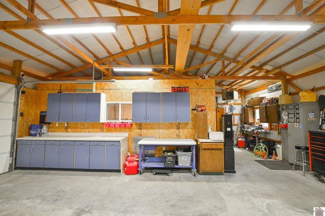 2050 Clark Line Road, Paducah, KY 42003