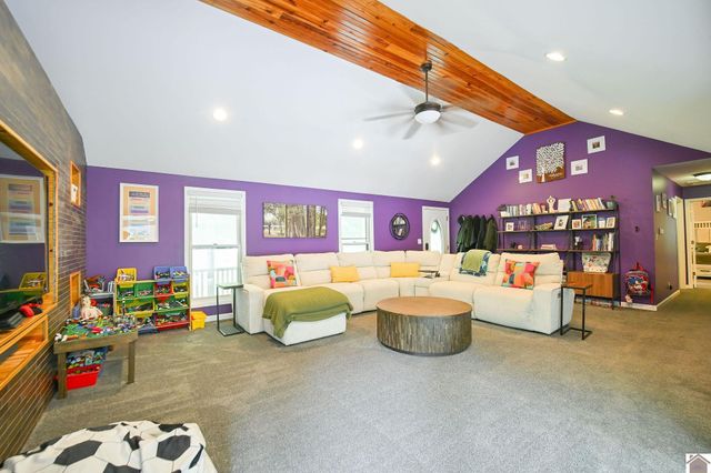 2050 Clark Line Road, Paducah, KY 42003