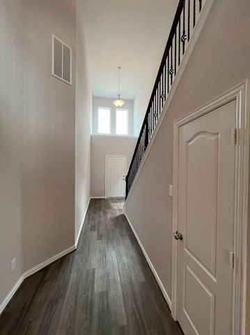 15446 Islandview Lane, Houston, TX 77053