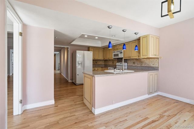 4675 S Yosemite Street 208, Denver, CO 80237