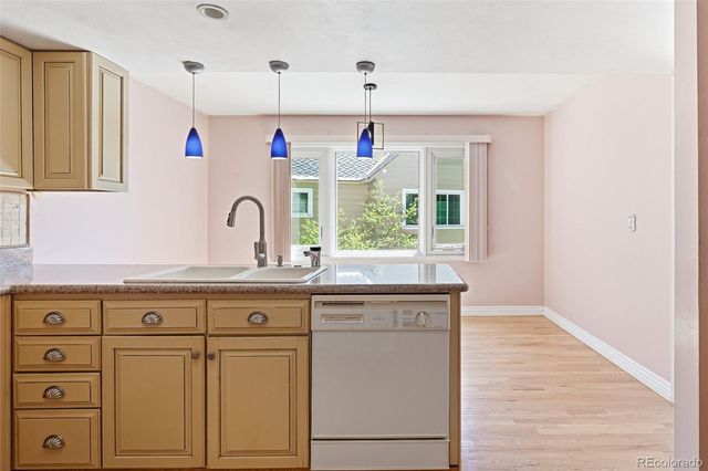 4675 S Yosemite Street 208, Denver, CO 80237