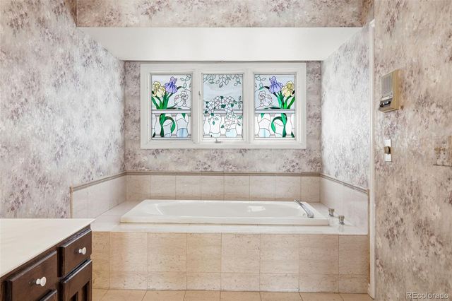 4675 S Yosemite Street 208, Denver, CO 80237