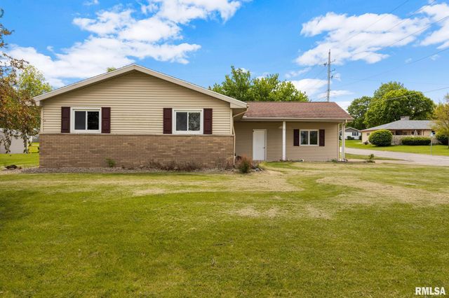 320 W MICHIGAN Avenue, Metamora, IL 61548