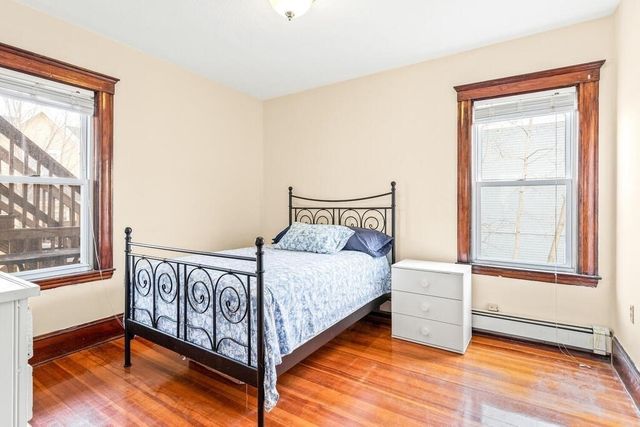 21 Washburn Ave 2, Cambridge, MA 02140