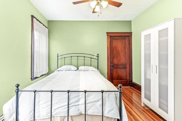 21 Washburn Ave 2, Cambridge, MA 02140