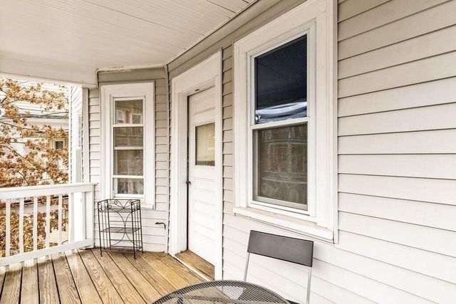 21 Washburn Ave 2, Cambridge, MA 02140