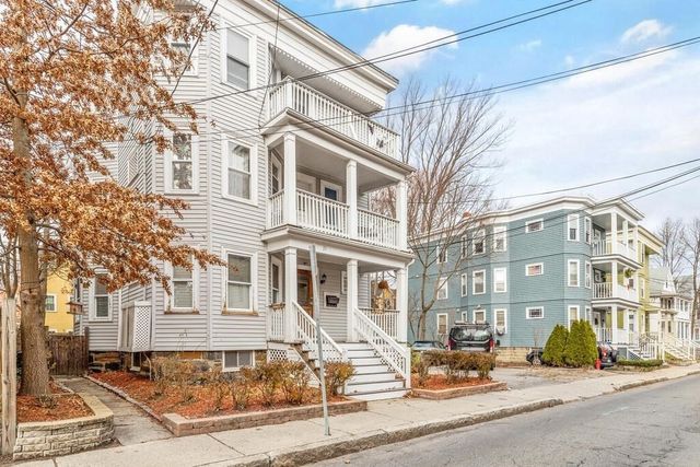 21 Washburn Ave 2, Cambridge, MA 02140