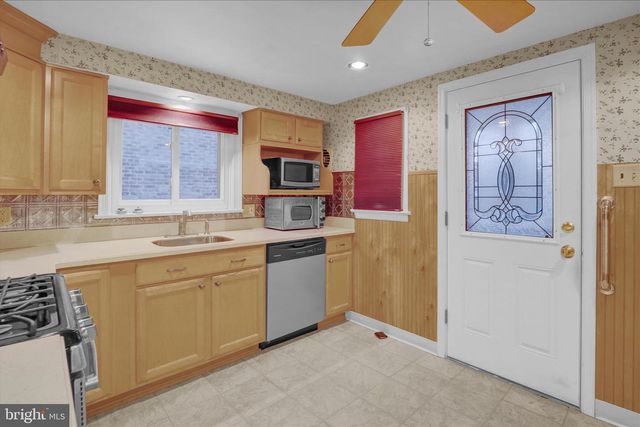 433 MAY ST, Pottstown, PA 19464