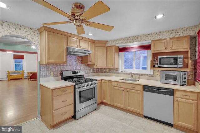 433 MAY ST, Pottstown, PA 19464