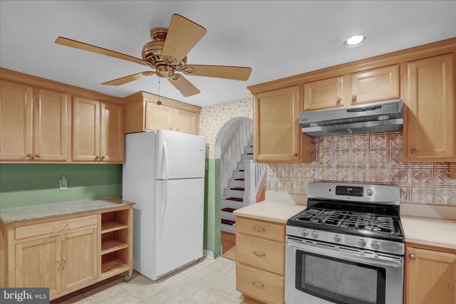 433 MAY ST, Pottstown, PA 19464