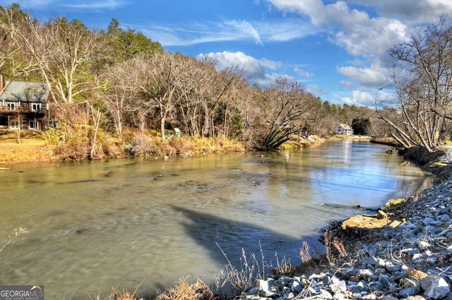 1901 Hogback Drive, Blue Ridge, GA 30513