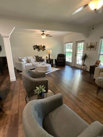 400 Bayshore Dr Apt A, Hot Springs, AR 71901