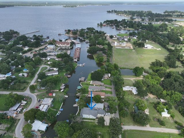 1800 Mason Lane, Tool, TX 75143