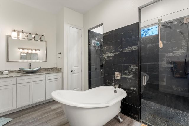 1800 Mason Lane, Tool, TX 75143