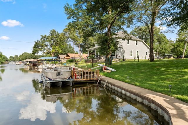 1800 Mason Lane, Tool, TX 75143