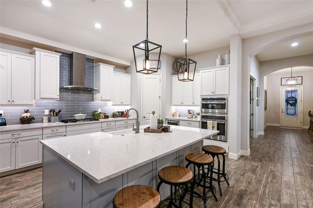 6117 SHADOWLAKE DRIVE, Apollo Beach, FL 33572