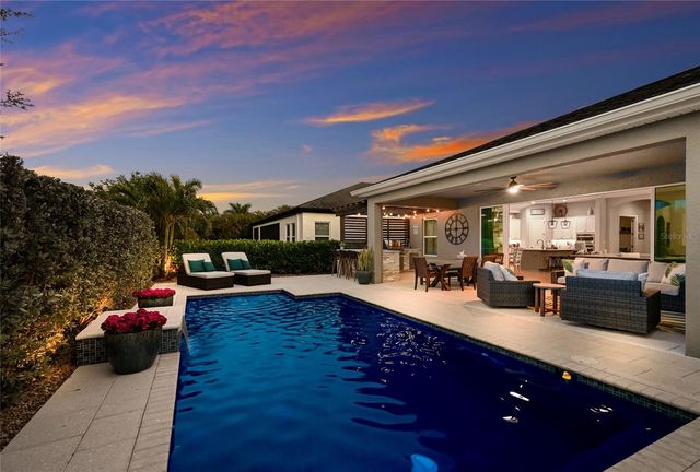 6117 SHADOWLAKE DRIVE, Apollo Beach, FL 33572