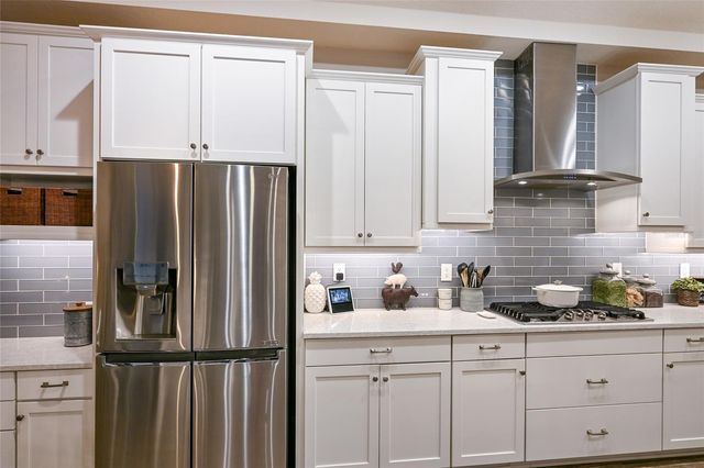 6117 SHADOWLAKE DRIVE, Apollo Beach, FL 33572