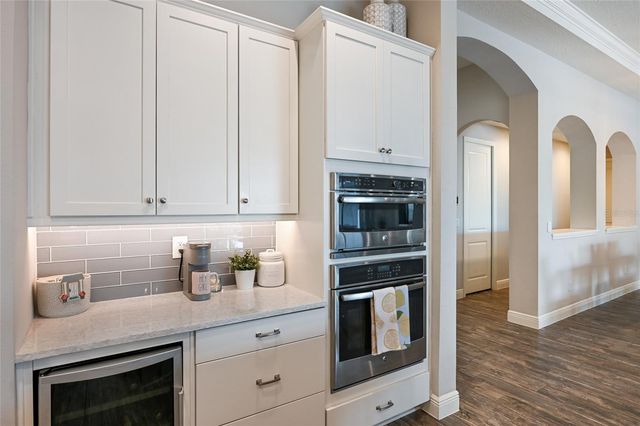 6117 SHADOWLAKE DRIVE, Apollo Beach, FL 33572