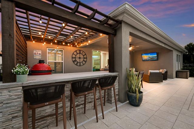 6117 SHADOWLAKE DRIVE, Apollo Beach, FL 33572