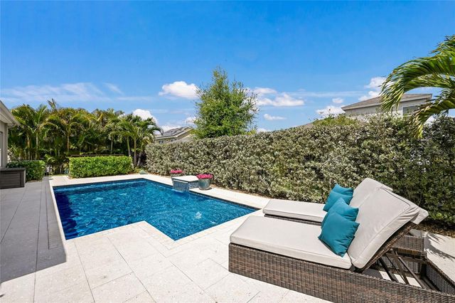 6117 SHADOWLAKE DRIVE, Apollo Beach, FL 33572