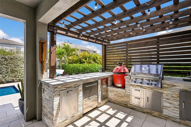 6117 SHADOWLAKE DRIVE, Apollo Beach, FL 33572