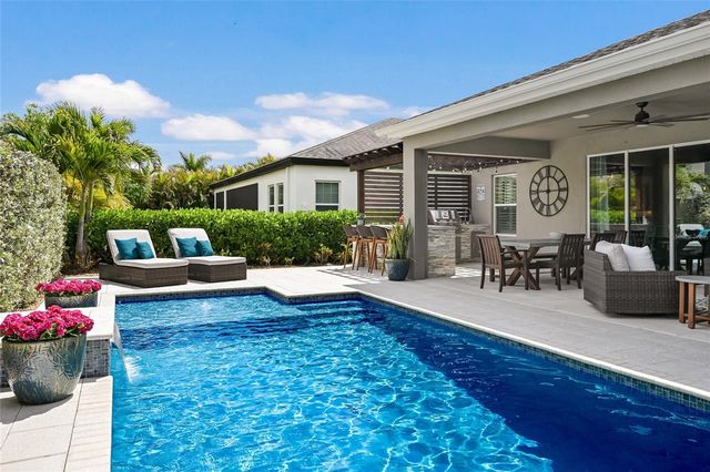 6117 SHADOWLAKE DRIVE, Apollo Beach, FL 33572