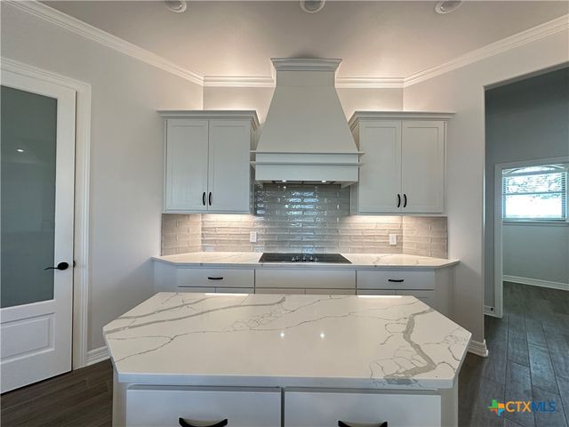 406 Eagle Heights Drive, Salado, TX 76571