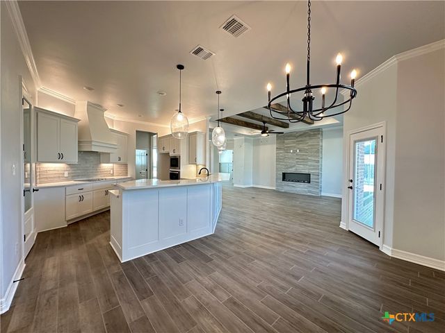 406 Eagle Heights Drive, Salado, TX 76571