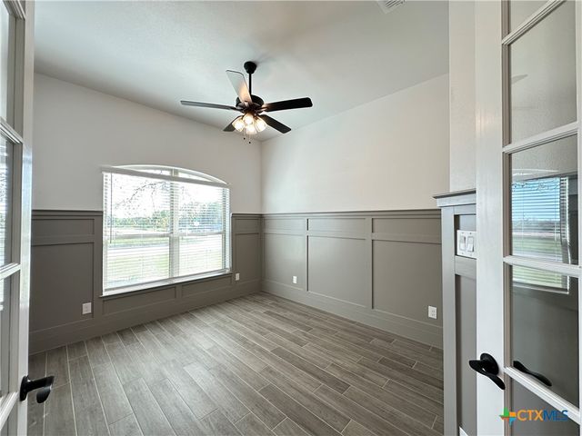 406 Eagle Heights Drive, Salado, TX 76571