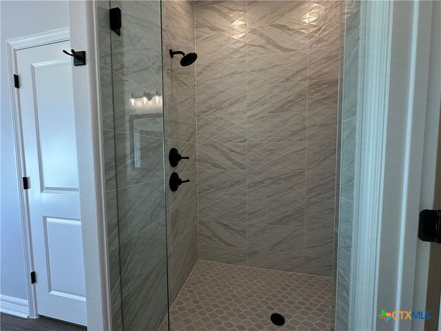 406 Eagle Heights Drive, Salado, TX 76571