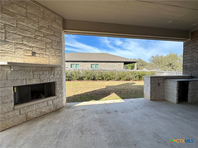 406 Eagle Heights Drive, Salado, TX 76571