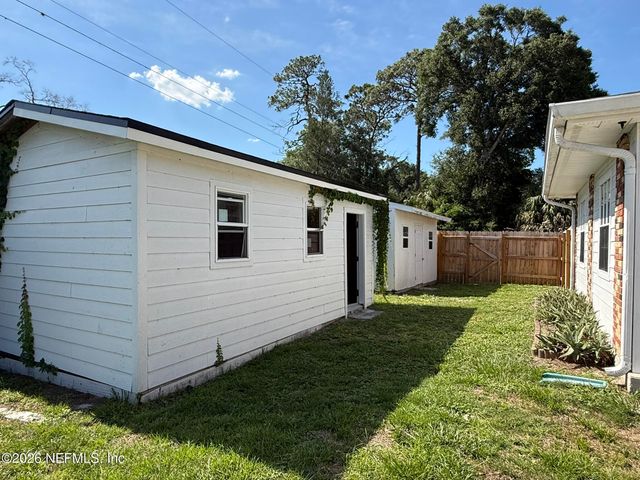 2500 WESTOVER Drive, Palatka, FL 32177
