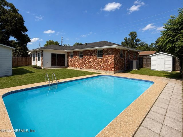 2500 WESTOVER Drive, Palatka, FL 32177