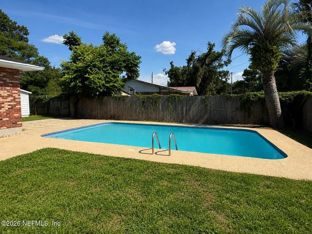 2500 WESTOVER Drive, Palatka, FL 32177