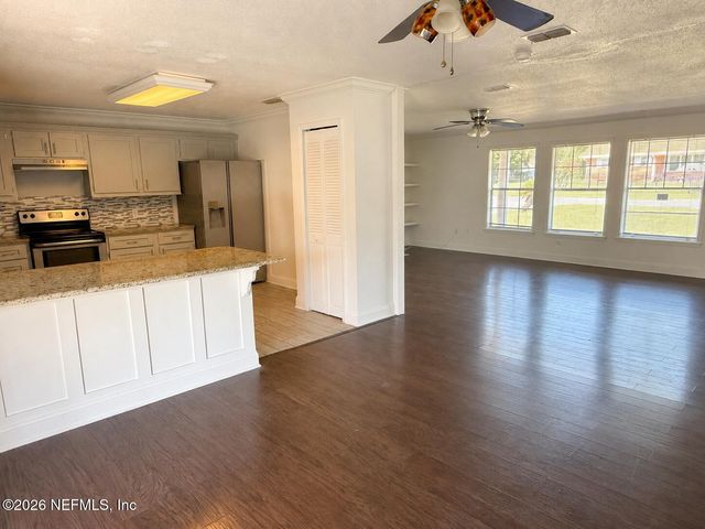 2500 WESTOVER Drive, Palatka, FL 32177