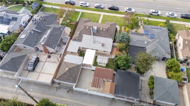 11018 Woodley, Granada Hills, CA 91344