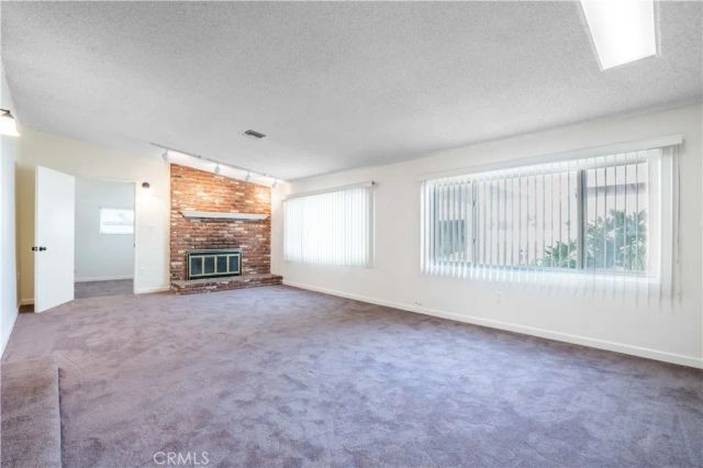 11018 Woodley, Granada Hills, CA 91344