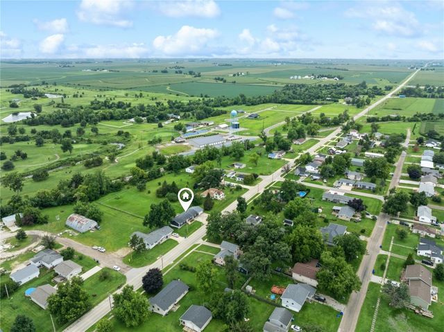 404 Main Street NW, Shellsburg, IA 52332